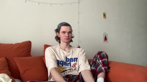 Di Alex online show from October 2025 09:01:01 AM