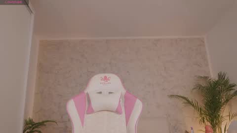 Thea online show from April 2026 03:12:01 PM