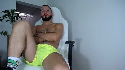 Snapshot of diamond_black00 chatting on March 2025 09:48:02 PM MaSSimo online show from March 2025 09:48:02 PM