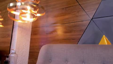 Camila and Megan online show from January 2025 02:04:01 PM