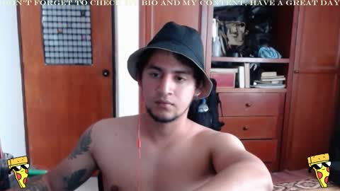 Snapshot of diamond_bruno chatting on February 2025 09:58:01 PM Bruno Diamond online show from February 2025 09:58:01 PM