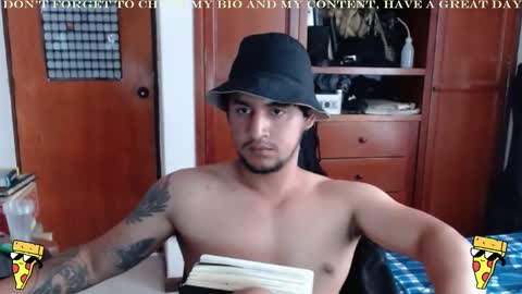 Snapshot of diamond_bruno chatting on February 2025 04:42:02 PM Bruno Diamond online show from February 2025 04:42:02 PM