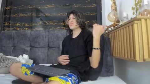 diamond_twink online show from February 2026 02:02:02 PM