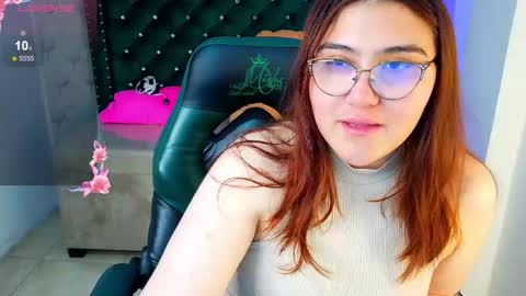 Snapshot of diamondfox_m chatting on June 2026 12:31:02 PM Your Diamond online show from June 2026 12:31:02 PM