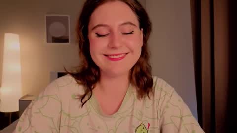 Diana online show from November 2025 04:38:01 AM