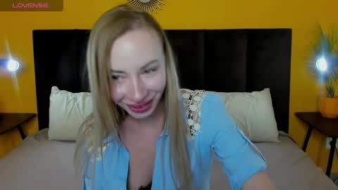 Diana  online show from May 2026 08:31:01 AM