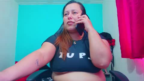 Snapshot of diana_lozano chatting on December 2025 06:59:02 PM Diana Lozano online show from December 2025 06:59:02 PM