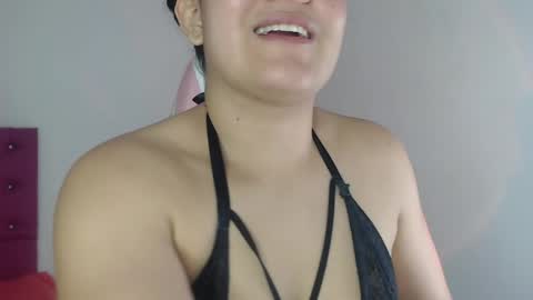 Snapshot of diana_muscle chatting on May 2026 01:01:02 AM diana online show from May 2026 01:01:02 AM
