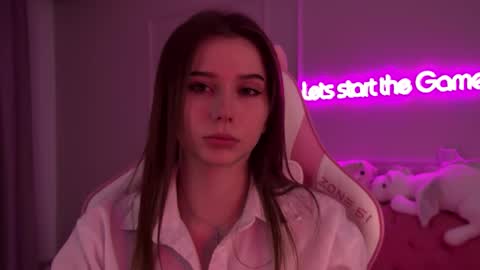 Snapshot of dianabecker chatting on February 2025 06:37:01 PM Diana online show from February 2025 06:37:01 PM