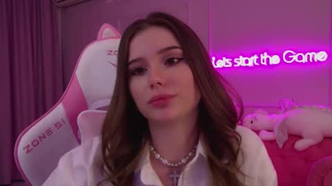 Snapshot of dianabecker chatting on March 2025 01:05:01 AM Diana online show from March 2025 01:05:01 AM