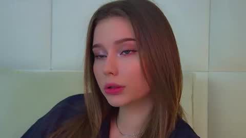 Snapshot of dianabecker chatting on October 2025 06:38:02 PM Diana online show from October 2025 06:38:02 PM