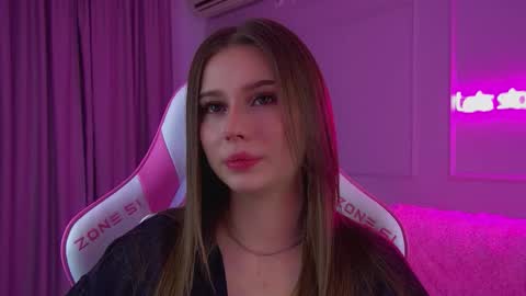 Snapshot of dianabecker chatting on January 2026 06:44:02 PM Diana online show from January 2026 06:44:02 PM