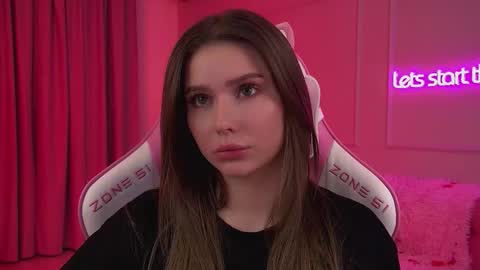 Snapshot of dianabecker chatting on February 2026 06:26:01 PM Diana online show from February 2026 06:26:01 PM