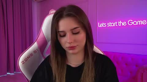 Diana online show from May 2026 06:54:02 AM