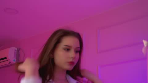 Diana online show from May 2026 06:26:01 PM