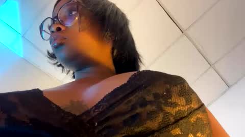 Snapshot of dianablackgirl chatting on October 2025 11:31:02 AM dianablackgirl online show from October 2025 11:31:02 AM