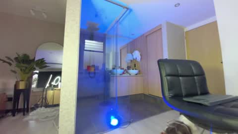 Snapshot of dianac1998 chatting on September 2025 09:14:02 PM dianac1998 online show from September 2025 09:14:02 PM