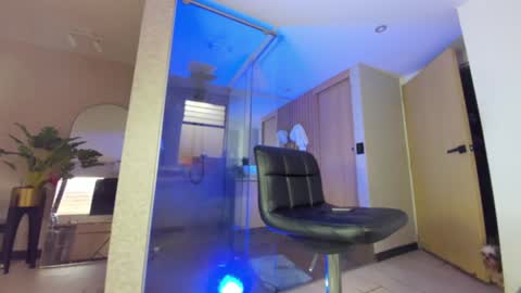 Snapshot of dianac1998 chatting on November 2025 09:15:01 PM dianac1998 online show from November 2025 09:15:01 PM