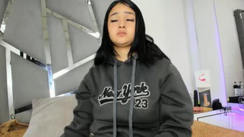 Snapshot of dianarous chatting on September 2025 05:12:01 AM dianarous online show from September 2025 05:12:01 AM