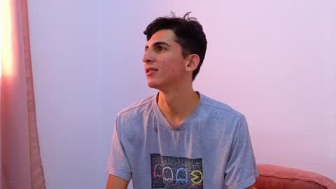 Snapshot of dianayleo chatting on January 2025 12:20:02 PM Ana Leo online show from January 2025 12:20:02 PM