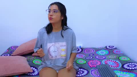 Snapshot of dianayleo chatting on February 2025 03:09:01 PM Ana Leo online show from February 2025 03:09:01 PM