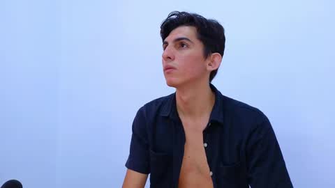 Snapshot of dianayleo chatting on February 2025 12:24:01 PM Ana Leo online show from February 2025 12:24:01 PM