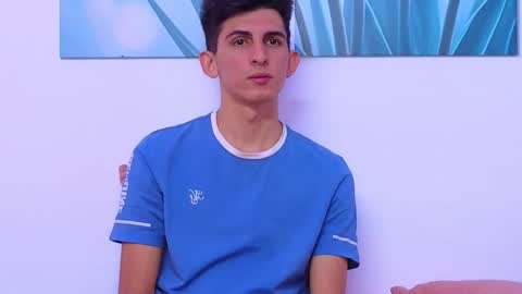 Snapshot of dianayleo chatting on September 2025 12:05:01 PM Ana Leo online show from September 2025 12:05:01 PM