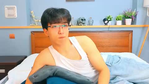 Adam online show from February 2026 12:41:01 PM