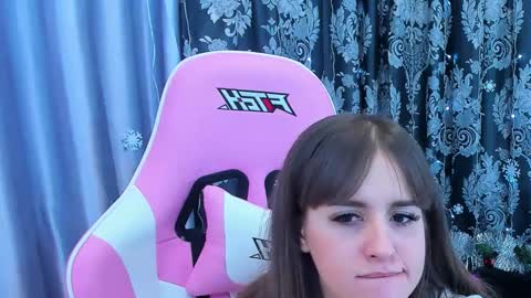 Snapshot of dianna_milton chatting on December 2024 11:29:01 AM Dianna online show from December 2024 11:29:01 AM