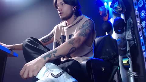 DICAPRIO online show from February 2025 07:16:02 PM