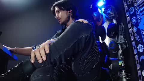 DICAPRIO online show from March 2025 09:48:01 PM