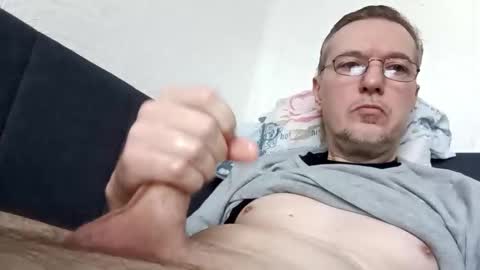 Antonio online show from November 2025 09:57:01 AM