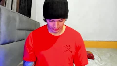 jhon online show from February 2025 12:58:01 AM