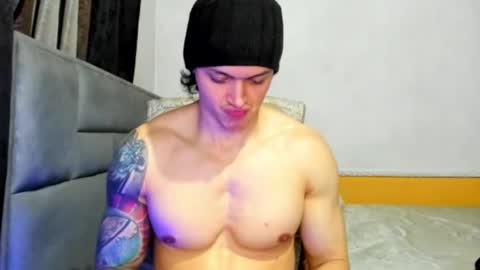 jhon online show from February 2025 10:50:01 PM