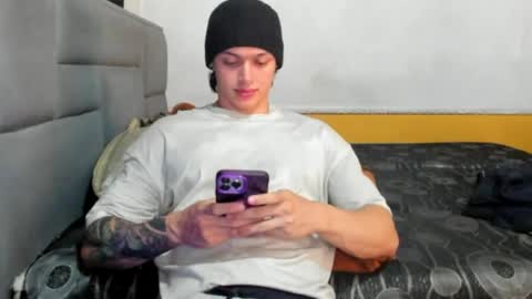 jhon online show from April 2026 05:13:02 PM