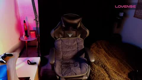 Damin online show from May 2026 11:23:01 PM