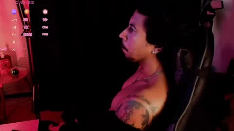 Snapshot of dickdamian_ chatting on June 2026 03:25:02 PM Damin online show from June 2026 03:25:02 PM
