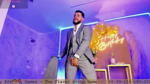 Snapshot of dickgriffith chatting on November 2025 01:47:02 PM Dick Griffith online show from November 2025 01:47:02 PM