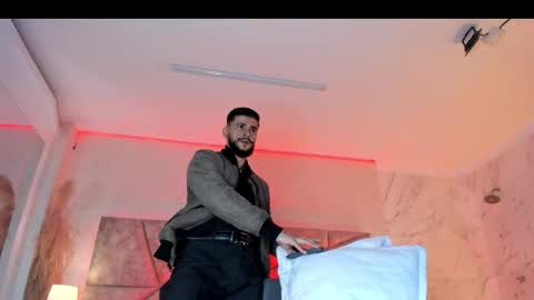 Snapshot of dickgriffith chatting on January 2026 12:20:01 PM Dick Griffith online show from January 2026 12:20:01 PM