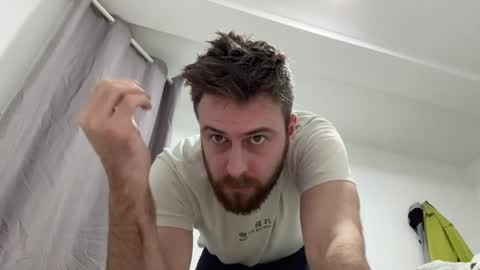 Im Julian  all cum shot videos here    online show from January 2025 09:10:01 PM