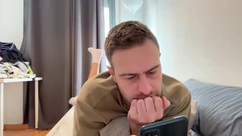 Snapshot of dickjulian chatting on November 2025 12:20:01 PM Im Julian all cum shot videos here online show from November 2025 12:20:01 PM