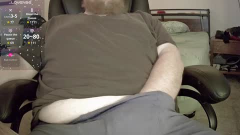 Snapshot of dicksmith99 chatting on January 2025 10:34:02 PM Steve online show from January 2025 10:34:02 PM