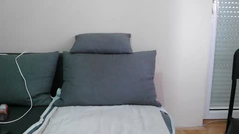 Snapshot of dickstaza chatting on April 2026 12:14:02 PM dickstaza online show from April 2026 12:14:02 PM