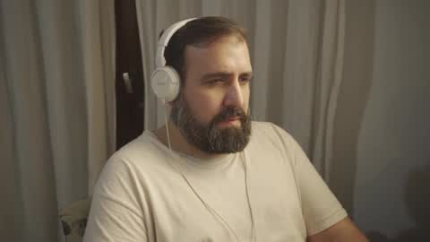 Snapshot of dicristalino chatting on June 2026 03:19:02 AM Cristian Dipolino online show from June 2026 03:19:02 AM