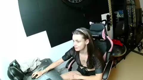 Kathypvt 30 tk min online show from July 2026 06:32:01 PM