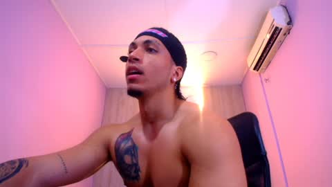 Snapshot of diego__cruz chatting on January 2025 05:49:01 PM Diego online show from January 2025 05:49:01 PM