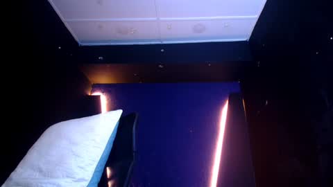 Snapshot of diego__cruz chatting on February 2025 06:08:02 PM Diego online show from February 2025 06:08:02 PM