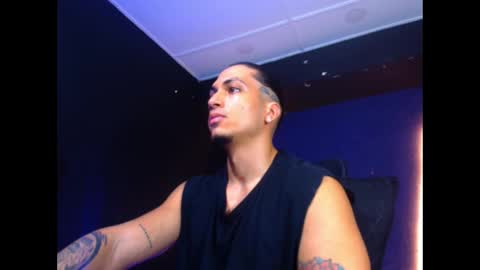 Snapshot of diego__cruz chatting on February 2025 05:50:01 PM Diego online show from February 2025 05:50:01 PM