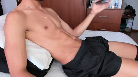 Snapshot of diego_latino chatting on February 2025 06:19:02 PM Diego lat online show from February 2025 06:19:02 PM