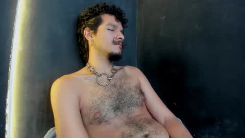 Snapshot of diemond_latinx98 chatting on December 2025 08:04:02 PM diemond_latinx98 online show from December 2025 08:04:02 PM